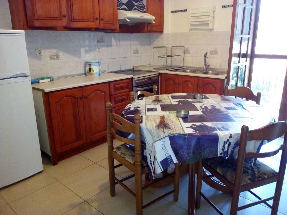 Fiona Seafront Apartments نِكيانا المظهر الخارجي الصورة