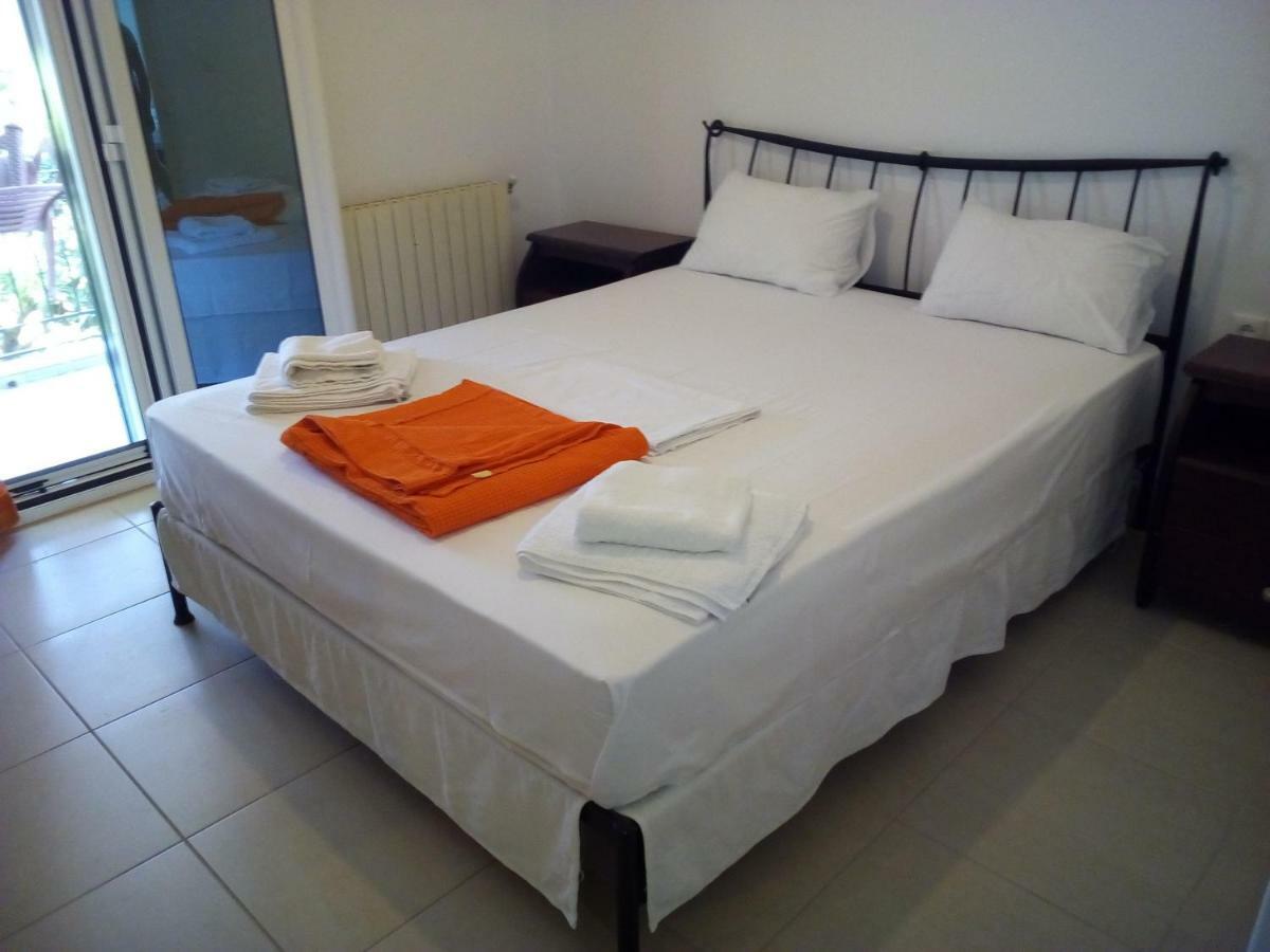 Fiona Seafront Apartments نِكيانا المظهر الخارجي الصورة